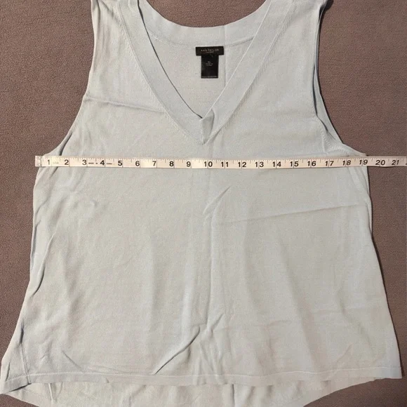 Ann Taylor Factory Light Blue V-Neck Sleeveless Top XL - Picture 4 of 7
